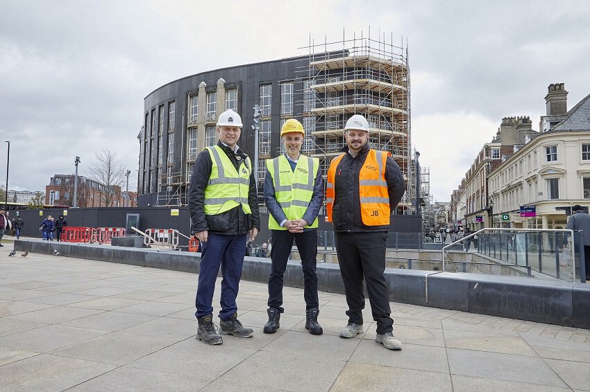 Restoration work begins on Hull's landmark Burton building